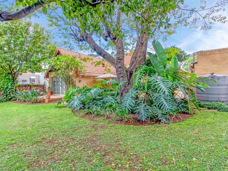 Versatile Multi-Unit Property with Excellent Rental Income Potential - Photo 5