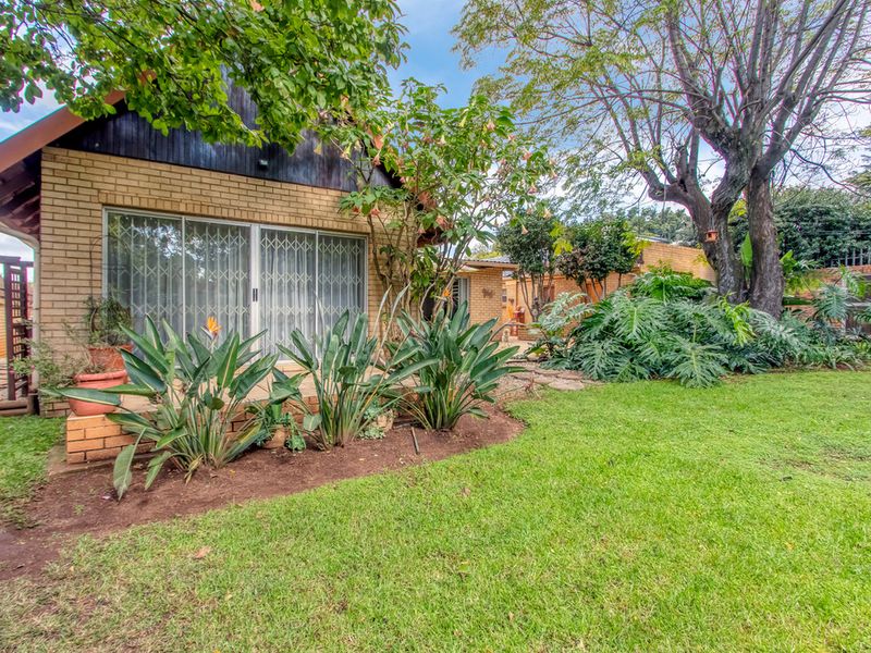 Versatile Multi-Unit Property with Excellent Rental Income Potential - Photo 4