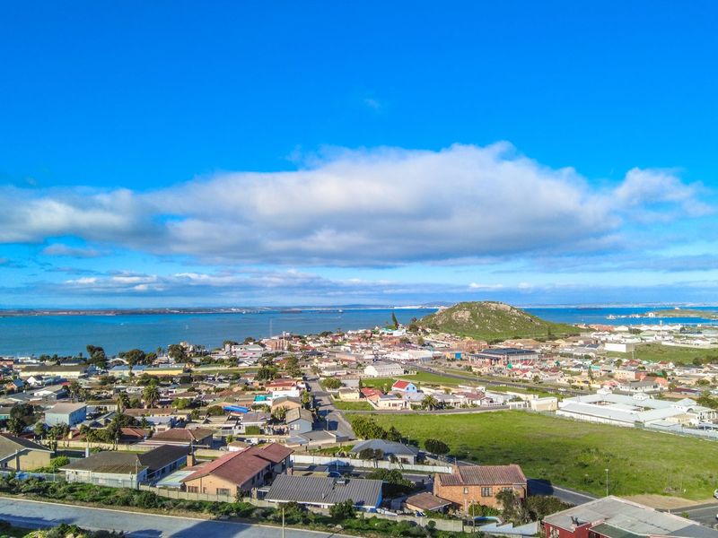 Well-positioned plot with beautiful views over Saldanha Bay - Photo 2