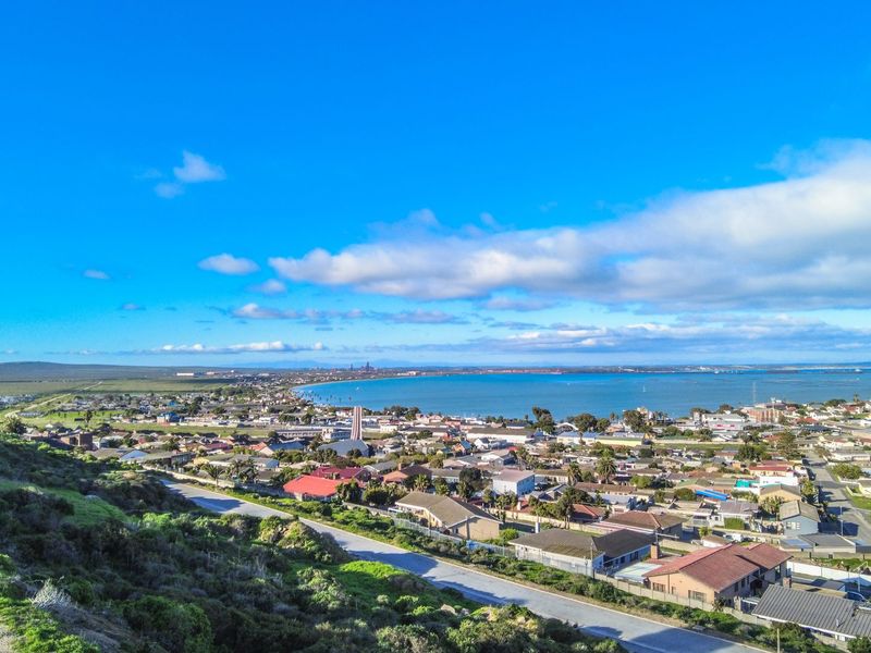 Well-positioned plot with beautiful views over Saldanha Bay - Photo 3
