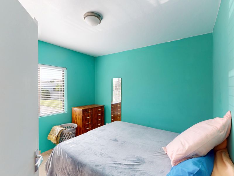North-Facing Ground Floor Apartment for Sale with 2 Parking areas. - Photo 10