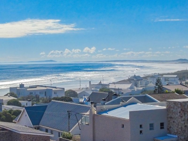 Beach House for Sale - Photo 3