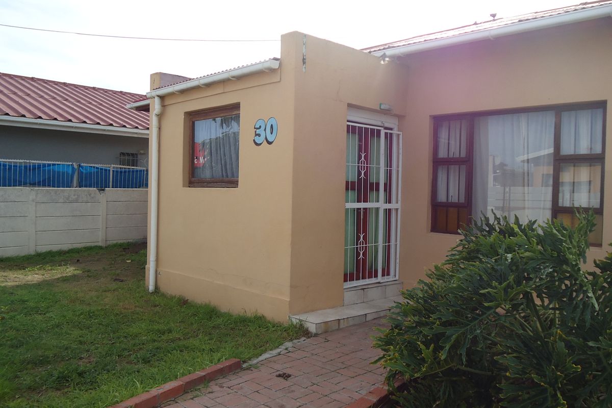 House For Sale In Strand - Photo 5