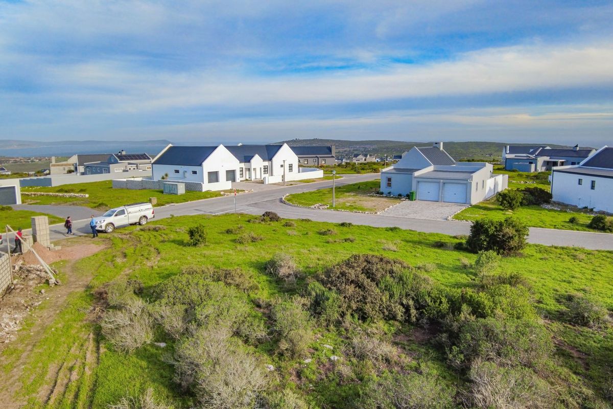 Start Your New Chapter in Hoogland Estate - Photo 3