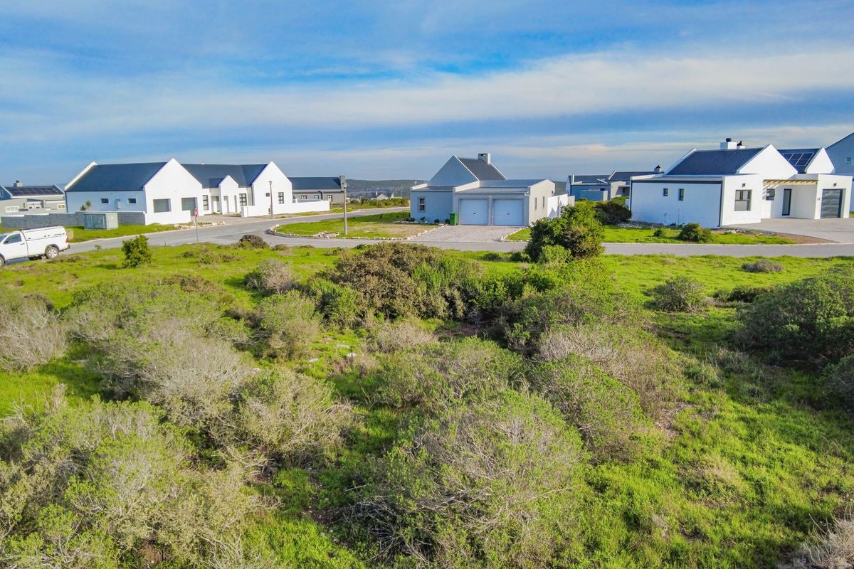 Start Your New Chapter in Hoogland Estate - Photo 4