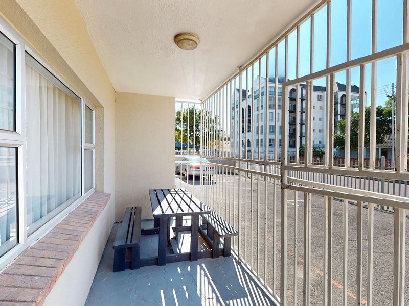 Apartment For Sale In Strand - Photo 10