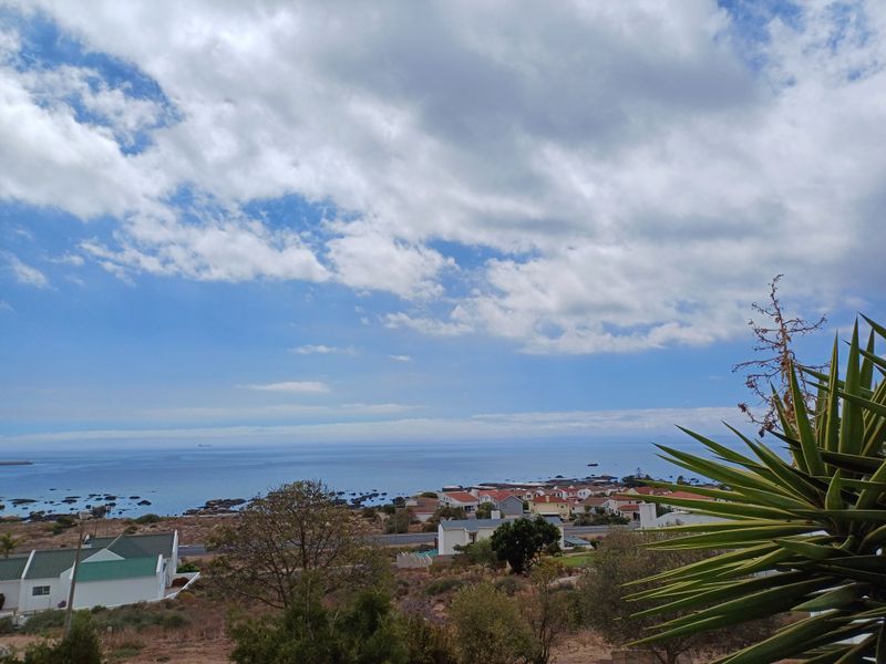 4 Bedroom house for sale in Britannica Heights - Photo 2