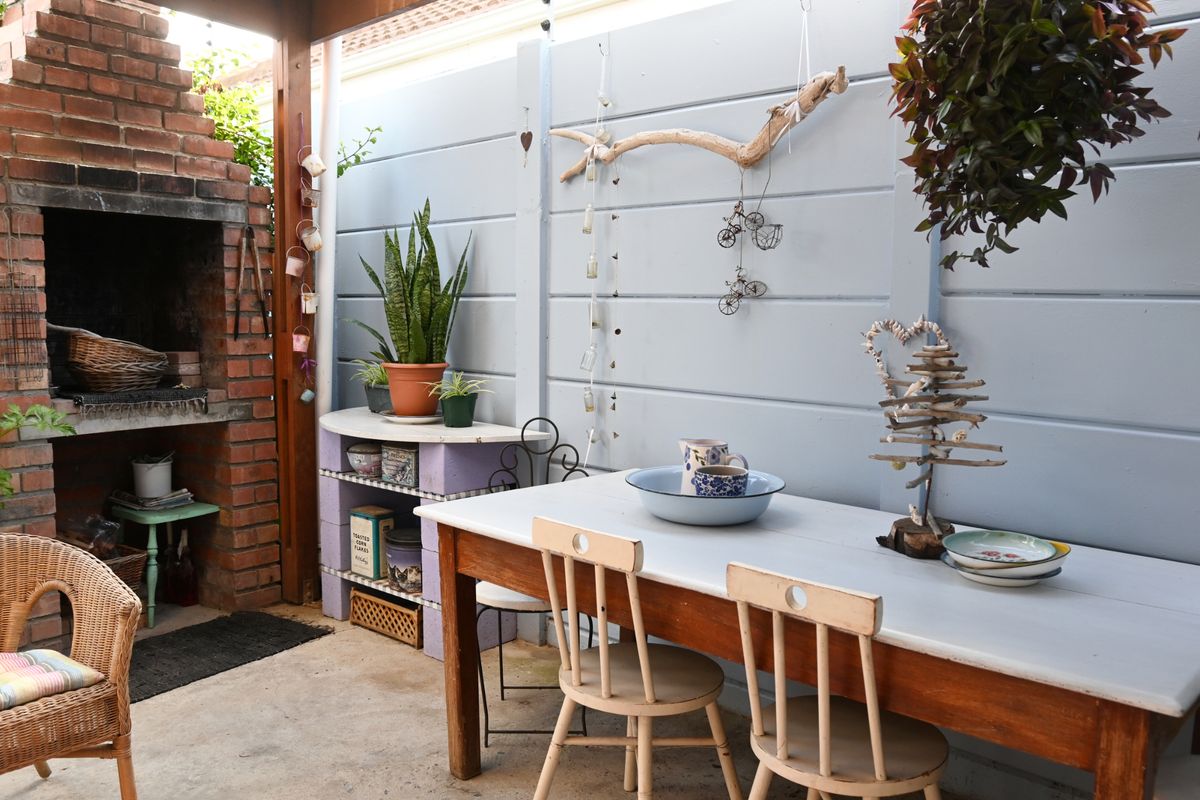 Charming 2 Bedroom Townhouse In The Heart of Strand - Photo 4