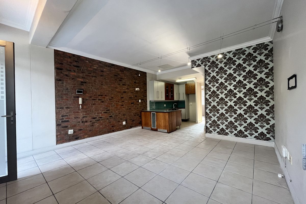 Modern 2 bedroom Apartment - Photo 2