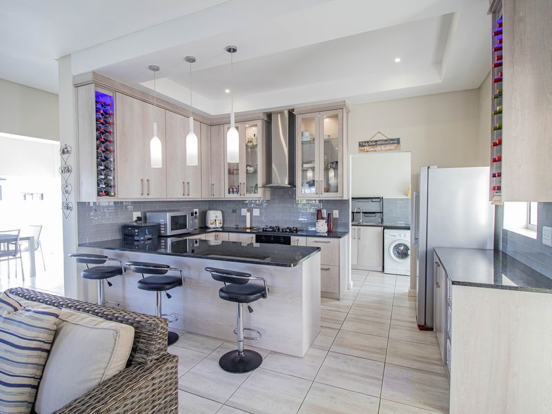 House For Sale In Yzerfontein - Photo 2