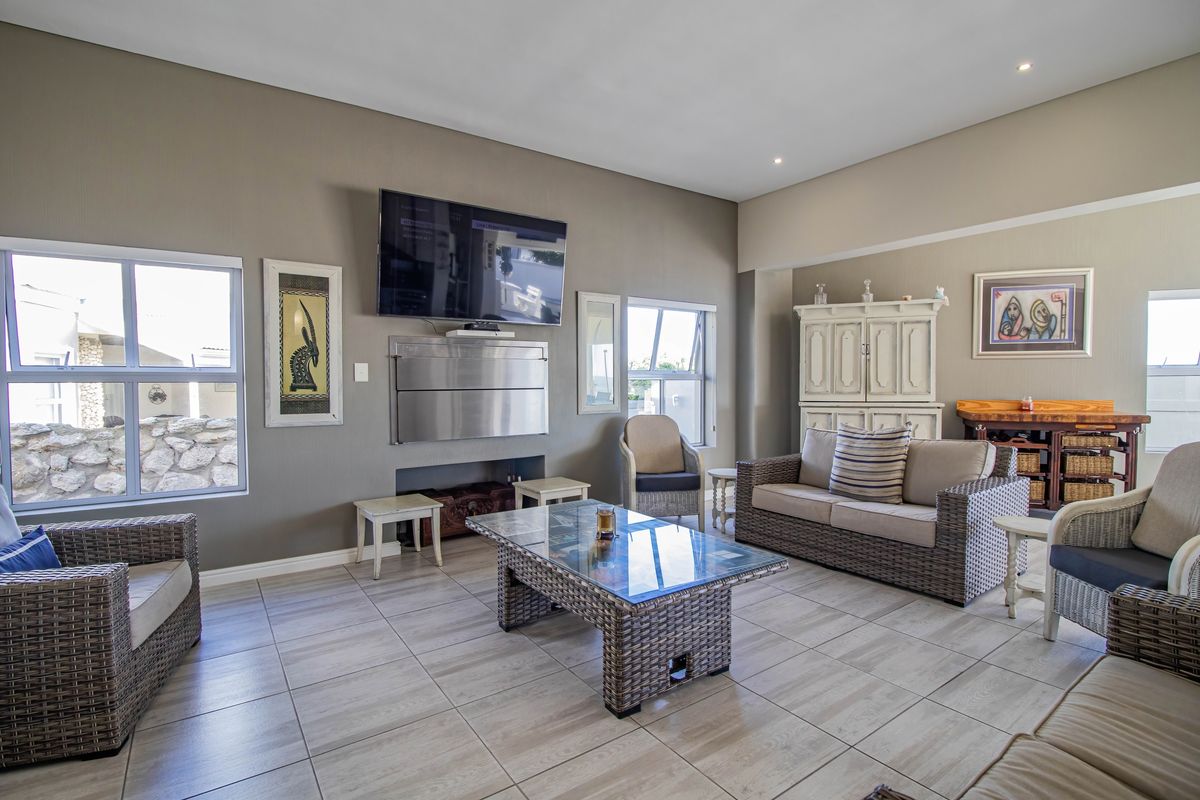 House For Sale In Yzerfontein - Photo 3