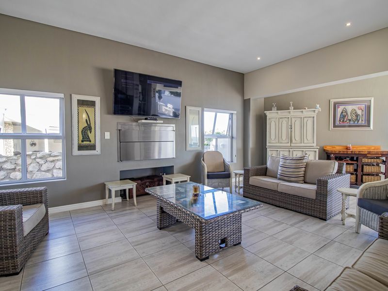 House For Sale In Yzerfontein - Photo 3