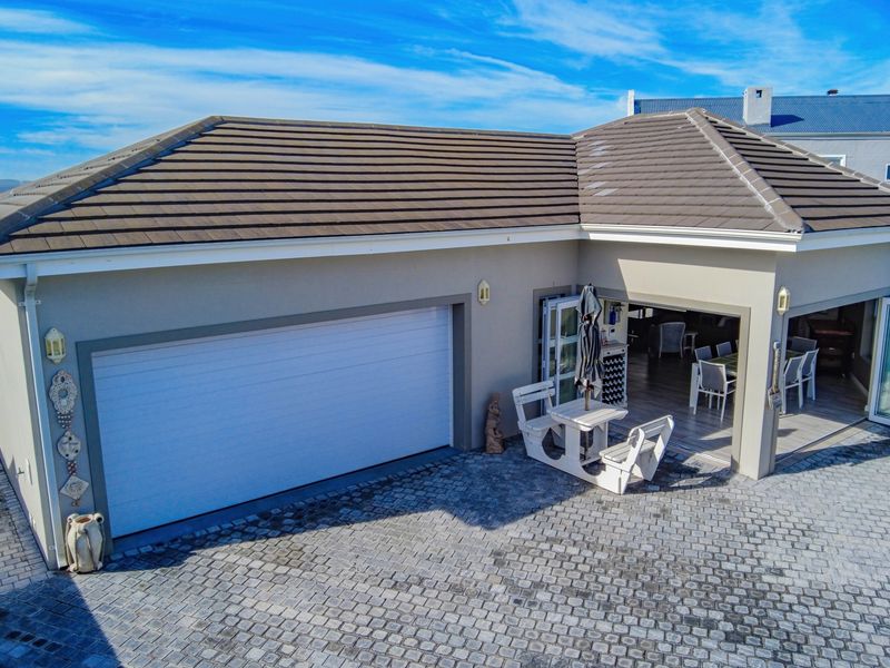 House For Sale In Yzerfontein - Photo 6
