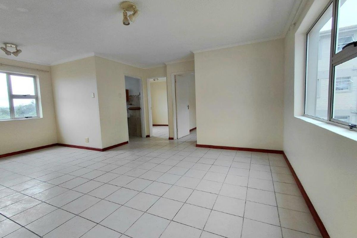 Secure complex living! - Photo 5