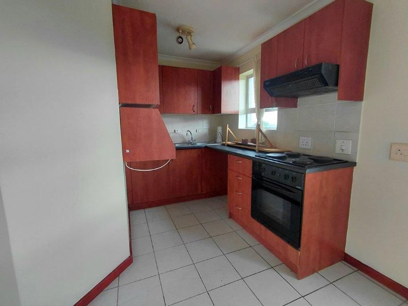 Secure complex living! - Photo 8