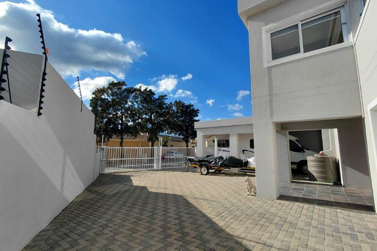 Come and experience everything this remarkable home has to offer! - Photo 4