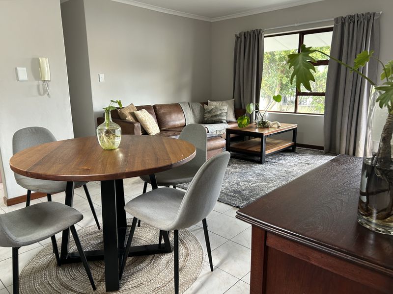 Neat 3 bedroom home in Da Vinci, Twin Palms - Photo 3