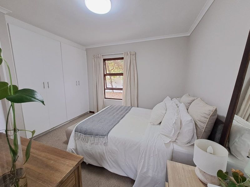 Neat 3 bedroom home in Da Vinci, Twin Palms - Photo 6