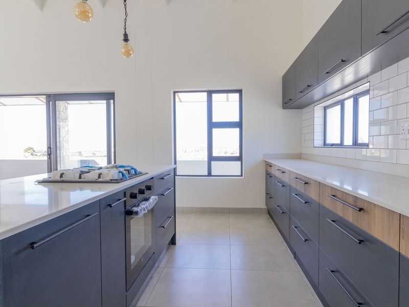 Modern Sophistication in Welgedaan Estate – A Coastal Gem - Photo 8