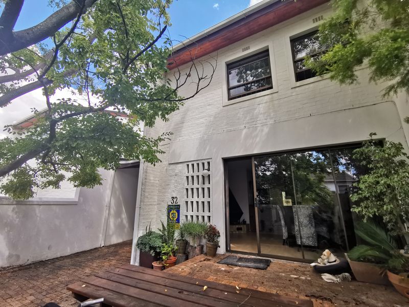 Welcome to your new rental home in Kleingeluk, Stellenbosch. - Photo 1