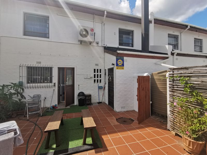 Welcome to your new rental home in Kleingeluk, Stellenbosch. - Photo 3