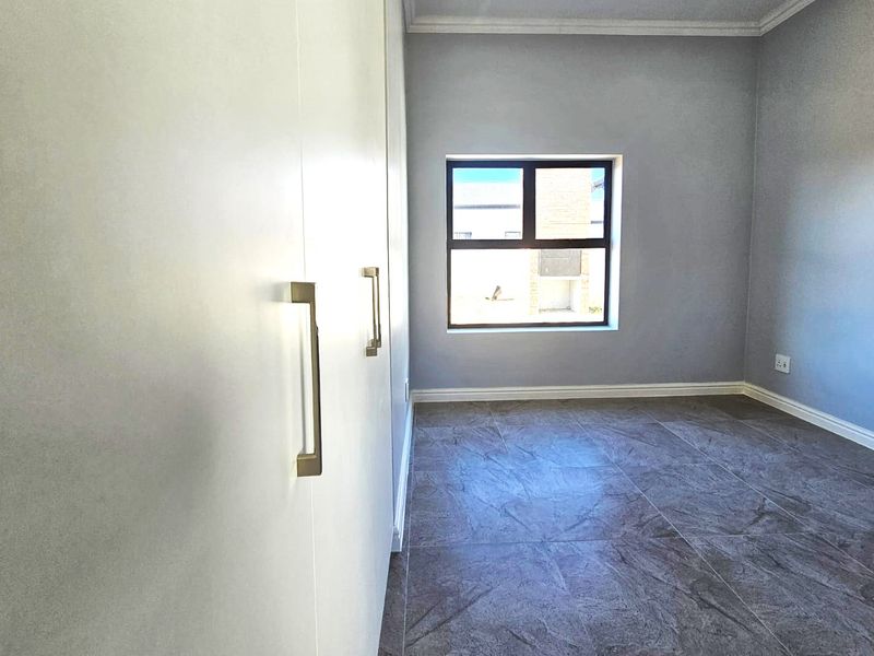 Brand new home! - Photo 3
