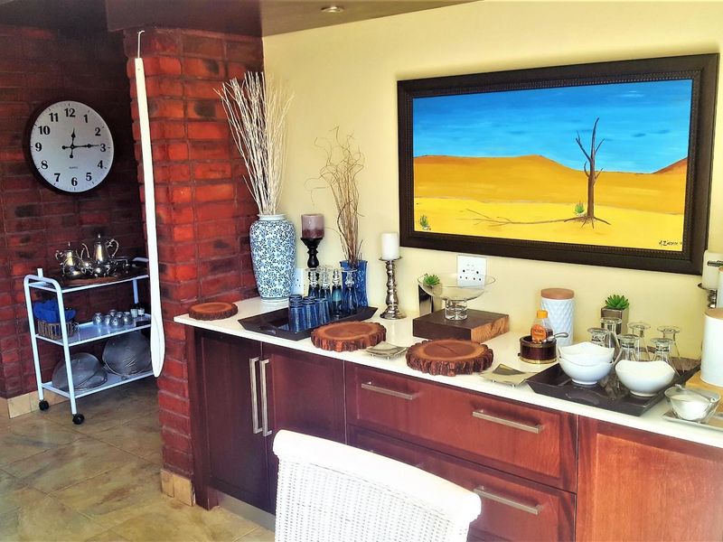 Exceptional 5-Star Guesthouse & Spa for Sale on the Kalahari Golf & Jag Landgoed - Photo 3