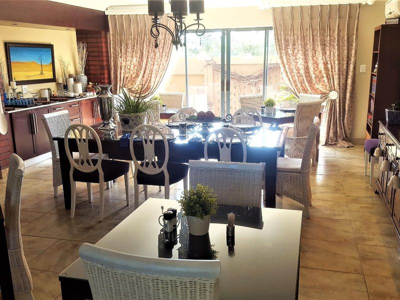 Exceptional 5-Star Guesthouse & Spa for Sale on the Kalahari Golf & Jag Landgoed - Photo 6