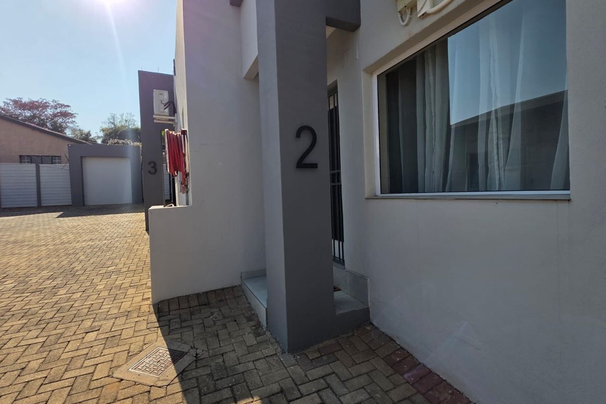 Neat Offices to Let in Lyttelton Manor  Available 1 October 2026! - Photo 5