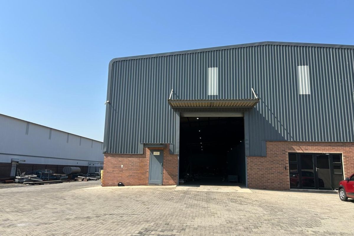 Prime Industrial Warehouse & Office Space To Let / For Sale - Photo 4