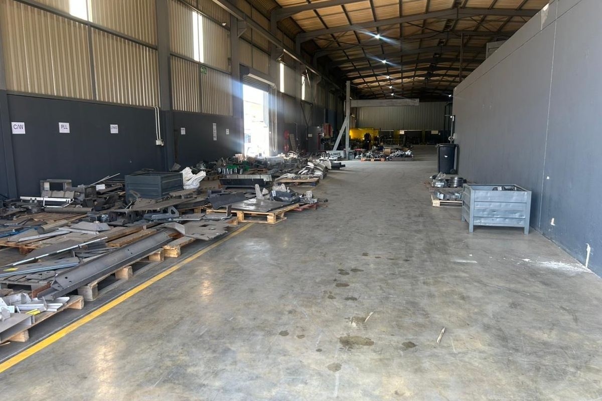 Prime Industrial Warehouse & Office Space To Let / For Sale - Photo 2
