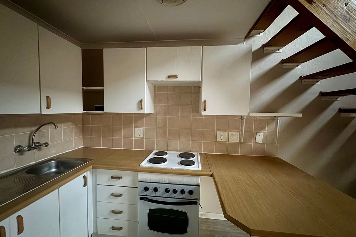 2-Bedroom Townhouse to Rent in Secure Eldo Glen Estate - Photo 4