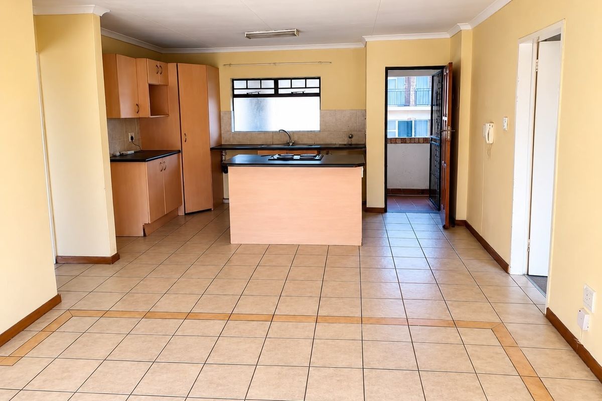 Double the Comfort, Double the Privacy - 2 En-Suite Bedrooms. - Photo 2