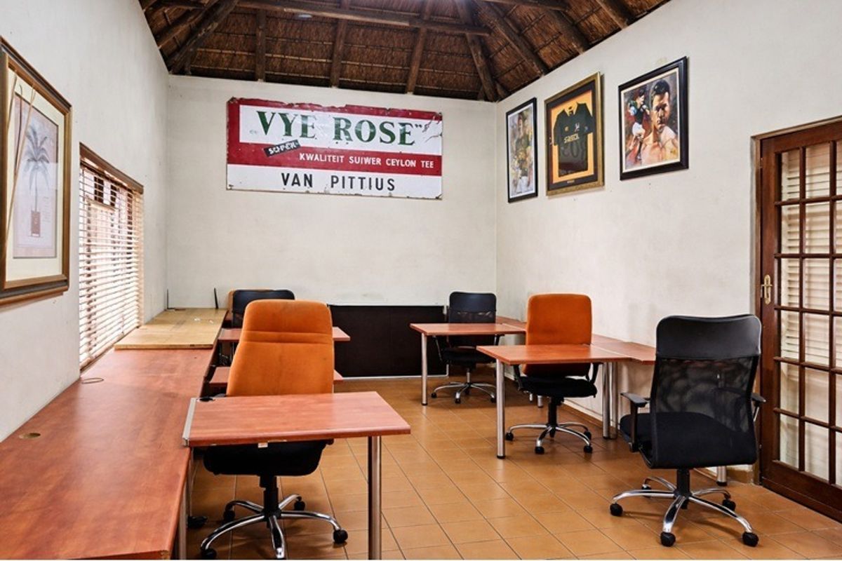 Versatile Live-and-Work Duet with Extensive Parking & Investment Potential in Prime Centurion - Photo 2