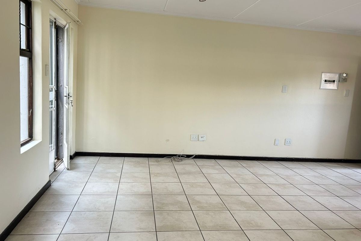 Affordable Bachelor Living in the Heart of Centurion - Photo 4