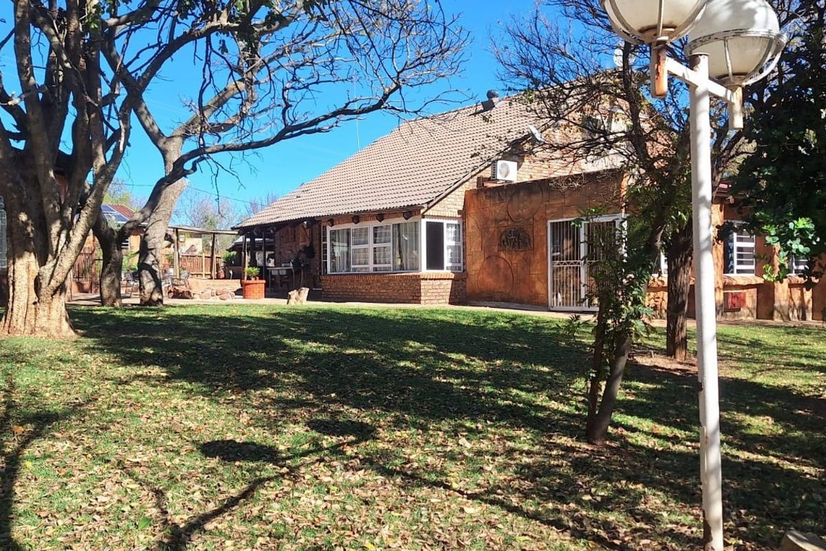 Country Living Meets Profitable Farming – Immaculate 19-Hectare Farm near Cullinan - Photo 2