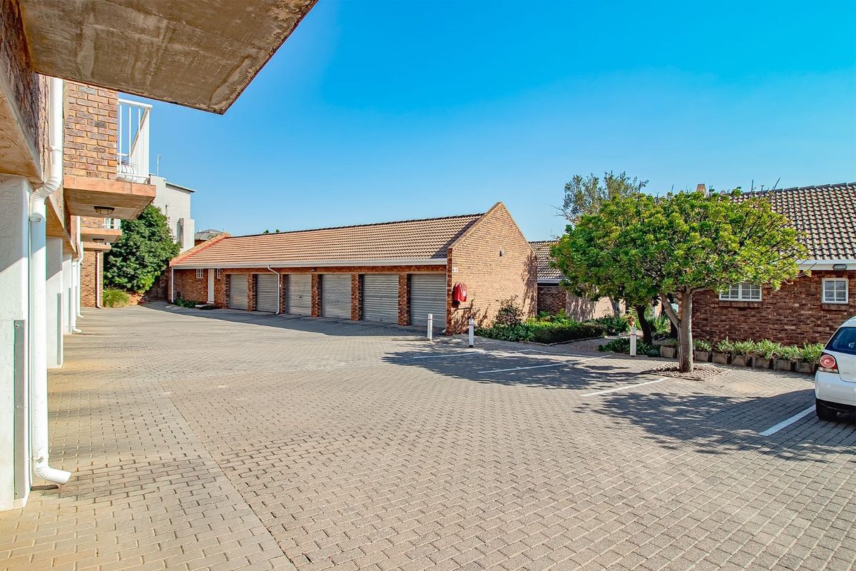 Peaceful 2-Bedroom Life Rights Townhouse | 50 Years and Older - Photo 3