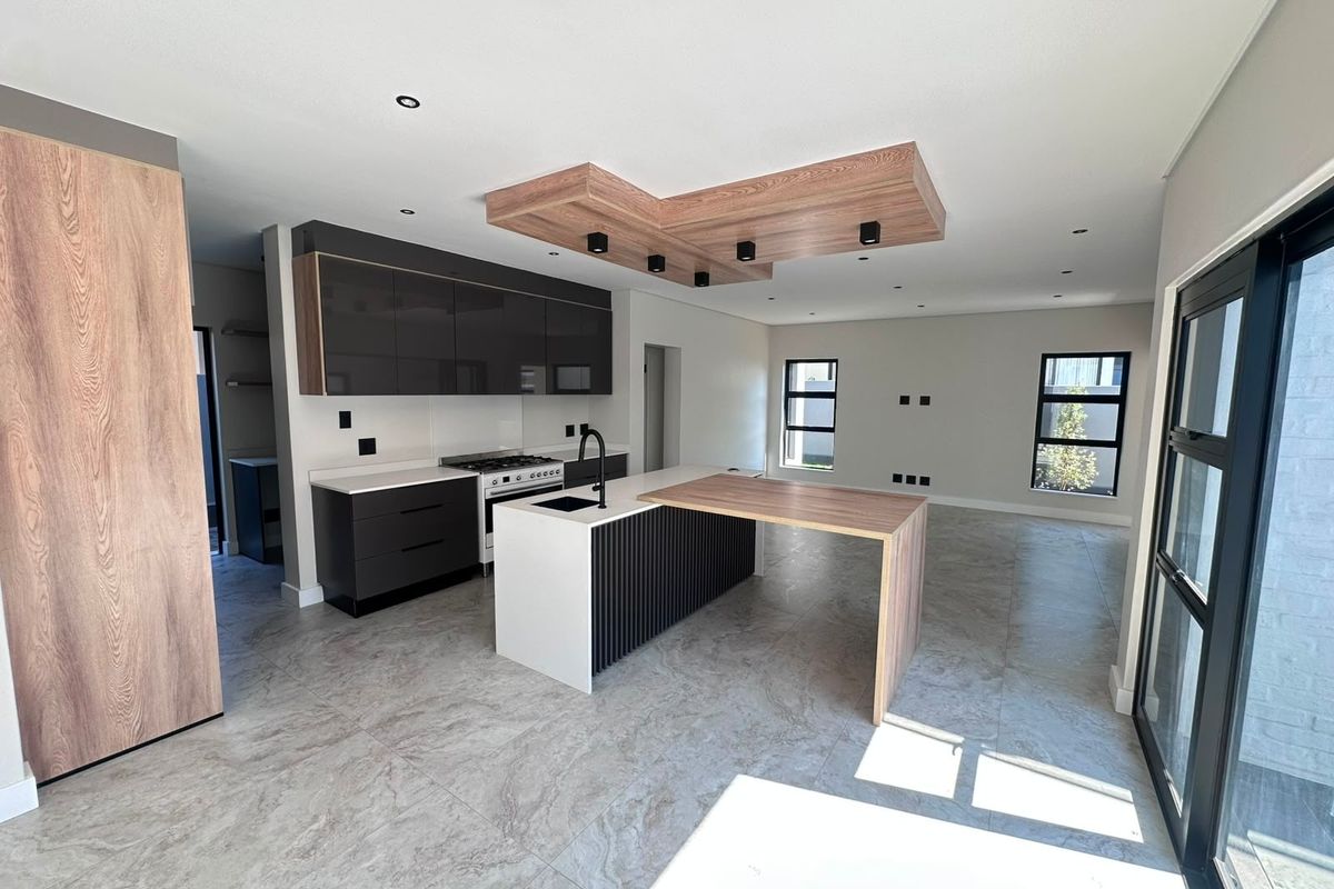 Brand-New Luxury Family Home Designed for Modern Living - Photo 5
