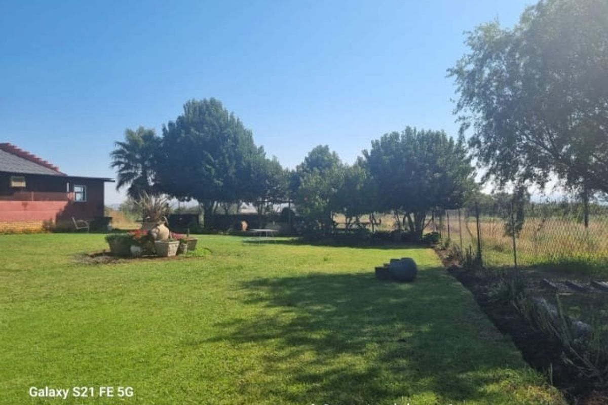 24 HA FARM WITH EXCELLENT BUSINESS POTENTIAL – FOCHVILLE AREA - Photo 3