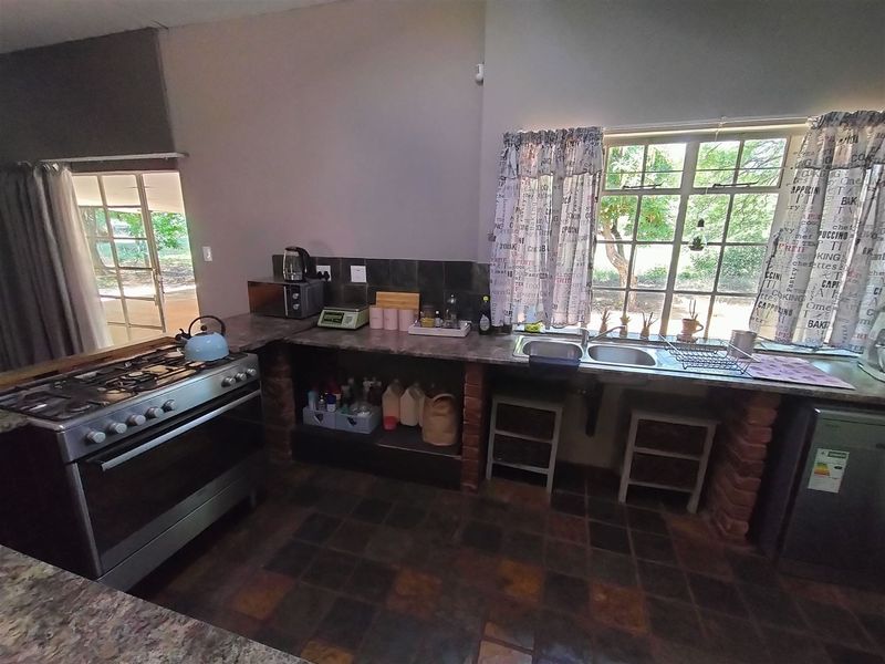 Tranquility , ample space and lots of possibilities. - Photo 5