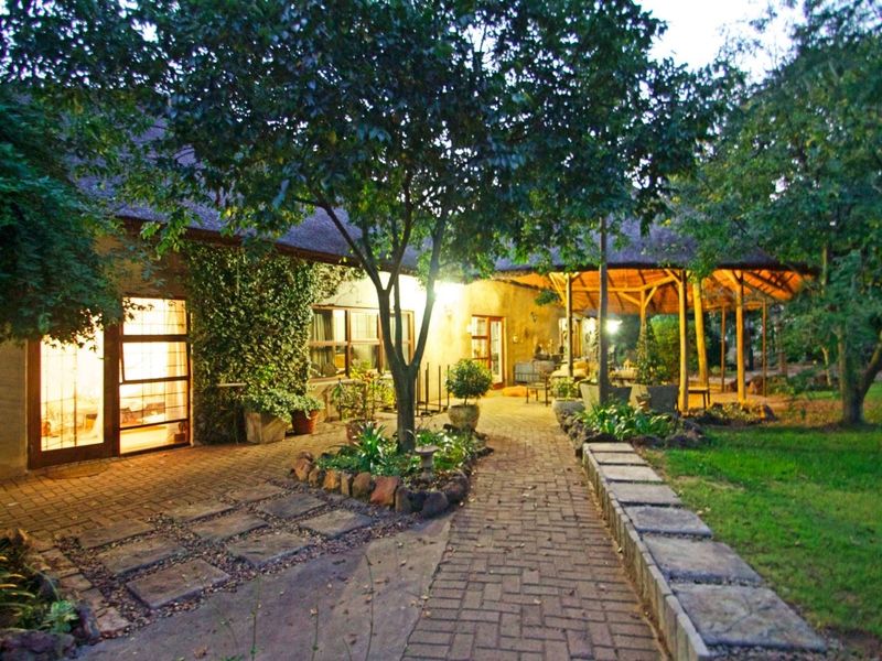 Own your piece of the planned Lanseria Precinct. - Photo 2