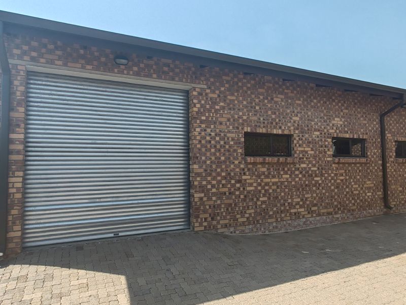Next-Level Industrial Space – Built for Scale, Ready for Action!" - Photo 5
