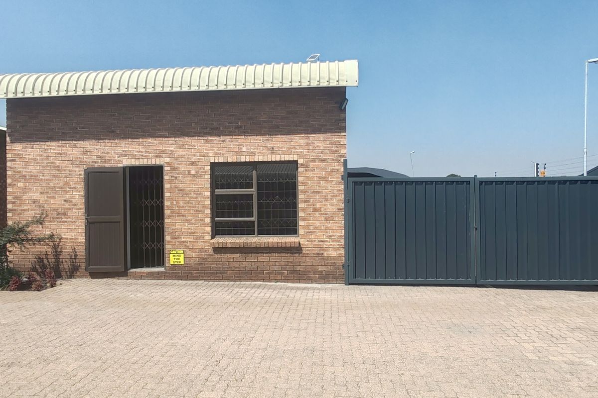 Next-Level Industrial Space – Built for Scale, Ready for Action!" - Photo 3