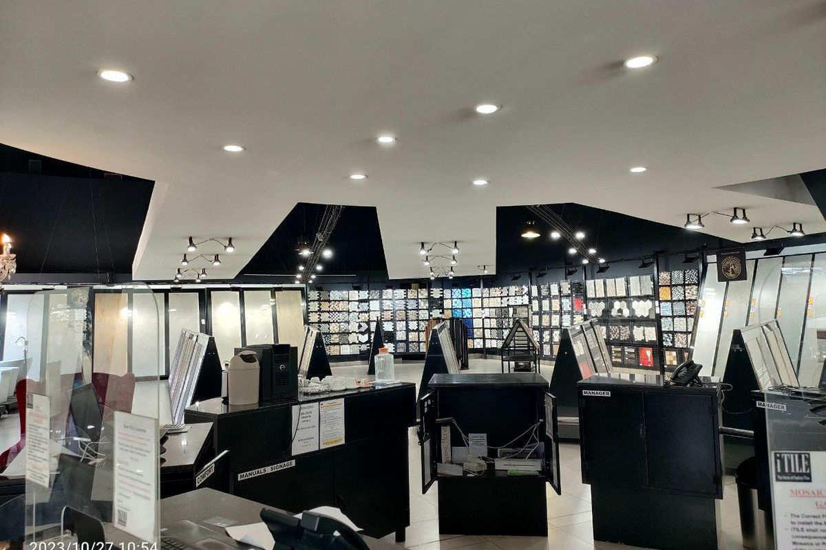 936m2 warehouse  - FOR SALE - Photo 4