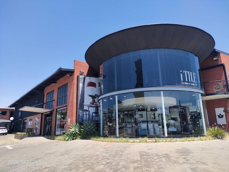 936m2 warehouse/Showroom - FOR SALE - Photo 1