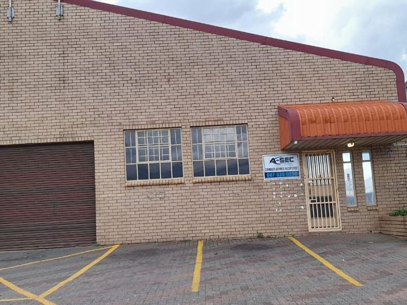 COMMERCIAL IN BUSY BLVD FOR SALE - Photo 6
