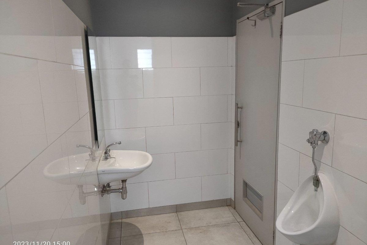 1287m2 warehouse -To Let - Photo 5