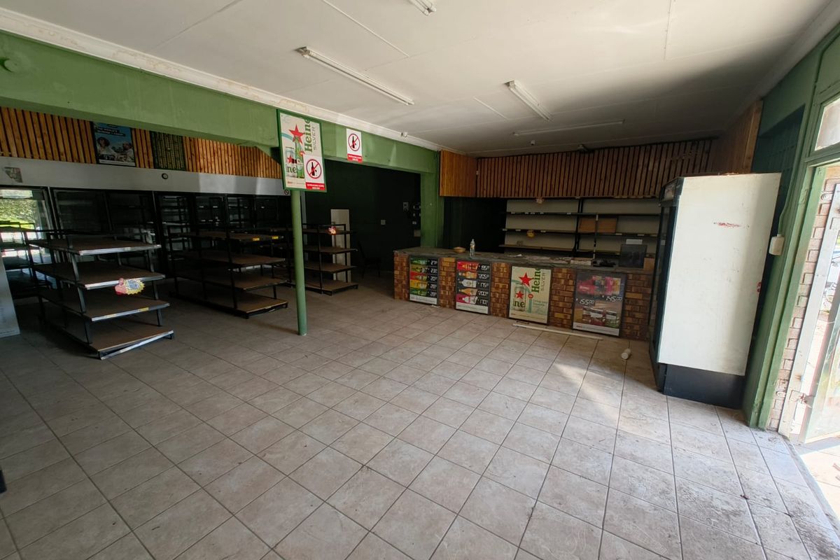 Versatile Commercial Investment Opportunity in Prime Evander Location - Photo 2