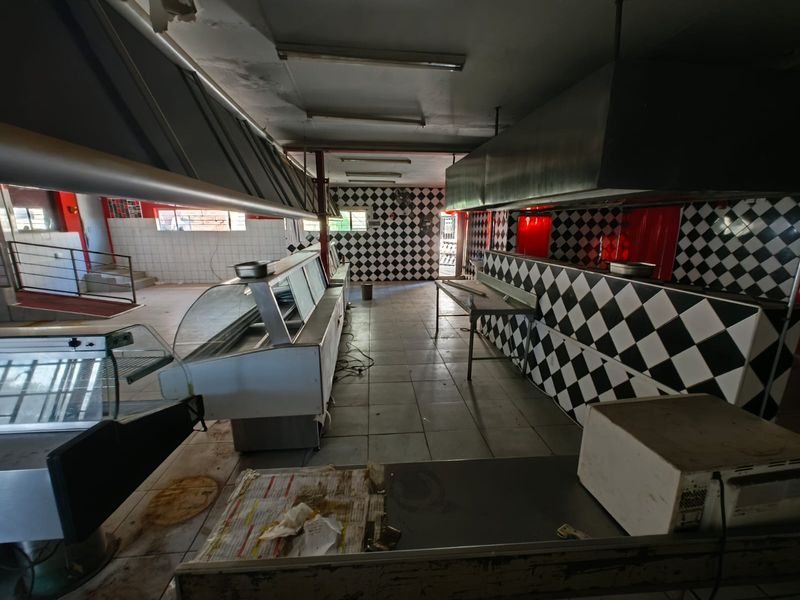 Versatile Commercial Investment Opportunity in Prime Evander Location - Photo 8