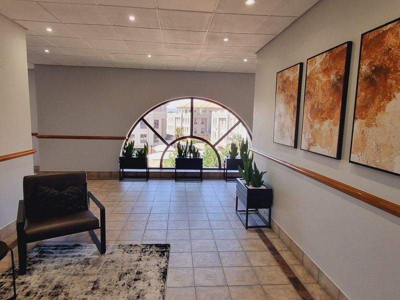 Office space to let on the first floor of 5 Mellis Road in Rivonia - Photo 8